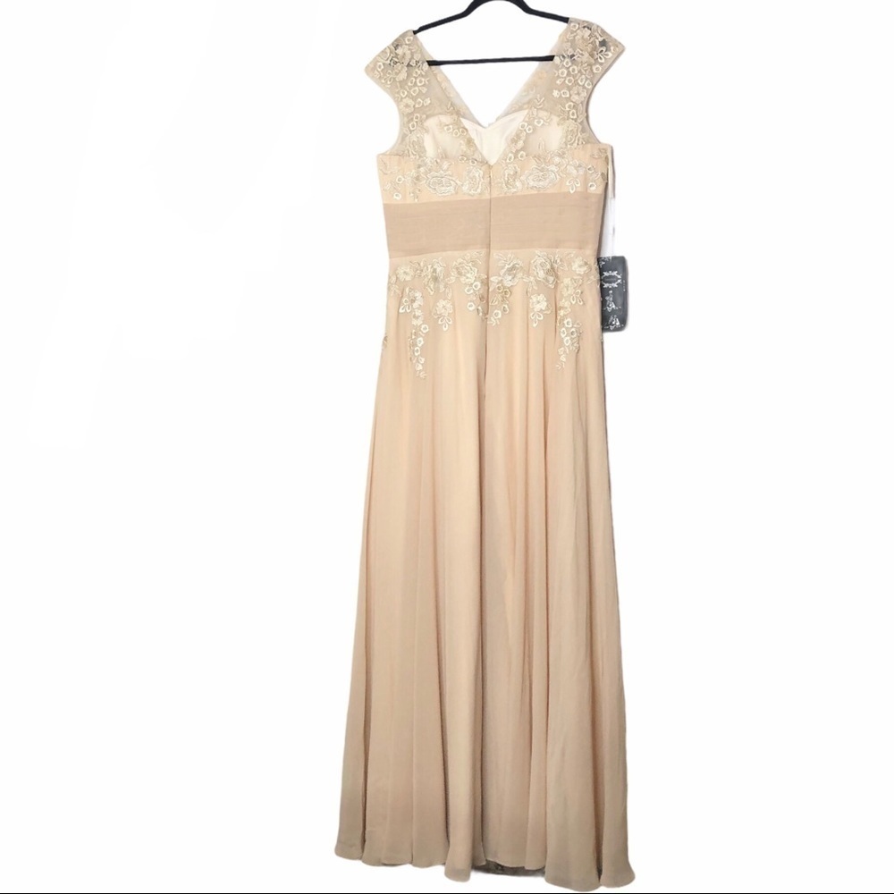 Dannifore Lace Appliqué Embellished Formal Dress - Picture 12 of 12